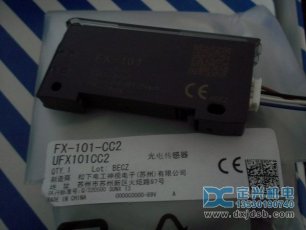 FX-101-CC2原裝(zhuāng)松下傳感器數字光纖傳感器