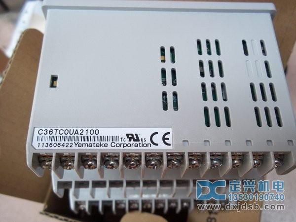 YAMATAK C36TC0UA1200 C36TCOUA1200高精(jīng)度溫度控制表應用(yòng)于熱壓